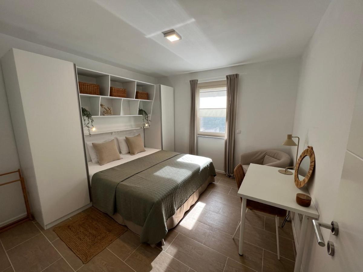 Sunset Huus Apartment สตารีกราด-ปาเคลนีซา ภายนอก รูปภาพ