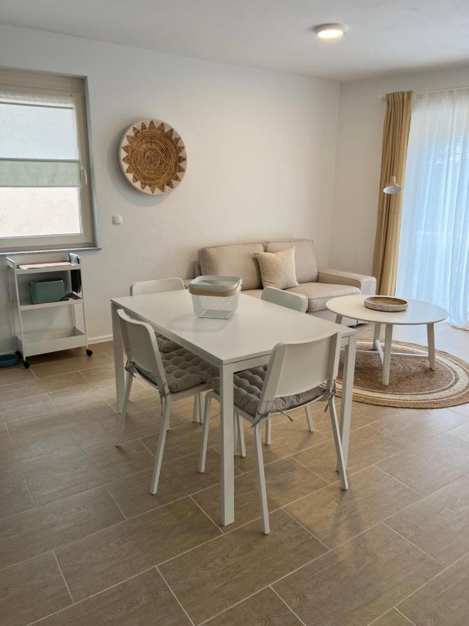 Sunset Huus Apartment สตารีกราด-ปาเคลนีซา ภายนอก รูปภาพ