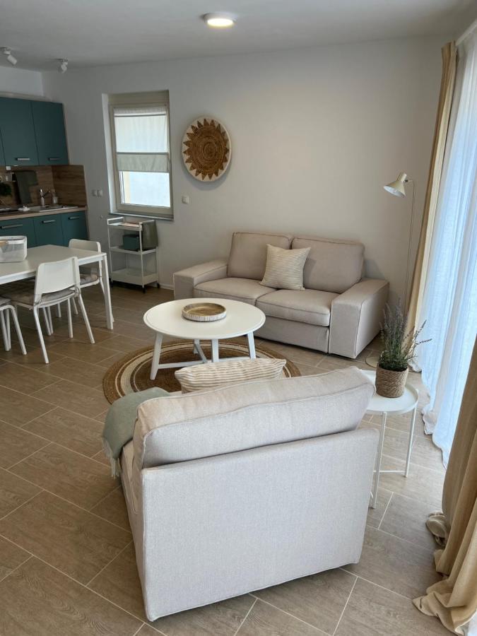 Sunset Huus Apartment สตารีกราด-ปาเคลนีซา ภายนอก รูปภาพ